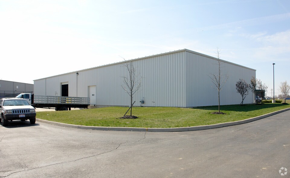 More Photos Of 7637 B Commerce Pl, Plain City Warehouse For Lease