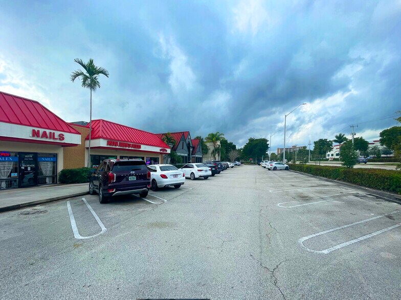 More Photos Of 10250-10352 W Sample Rd, Coral Springs Storefront Retail Office For Sale