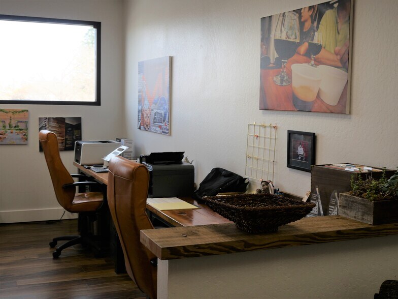 More Photos Of 955 S Virginia St, Reno Office For Lease