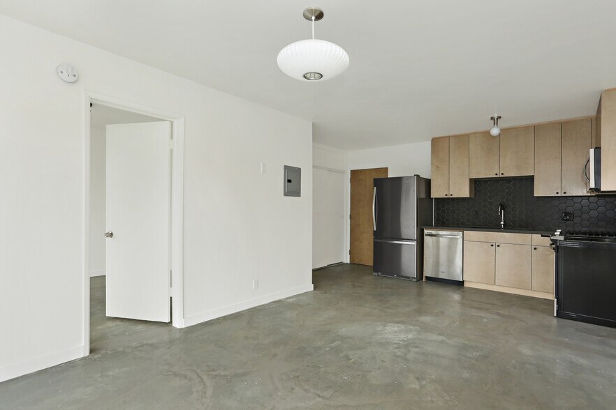 More Photos Of 146 N Vendome St, Los Angeles Apartments For Sale