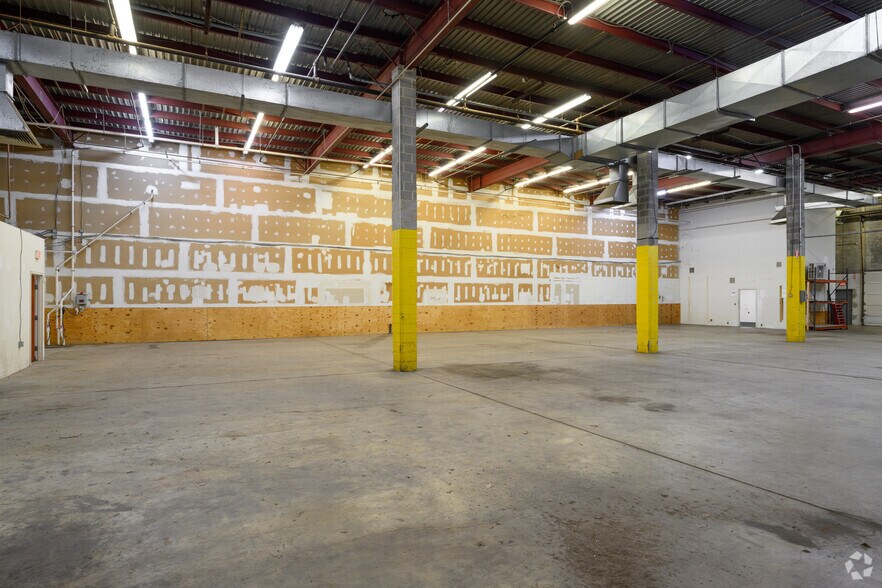 More Photos Of 6310 Gravel Ave, Alexandria Unknown For Lease