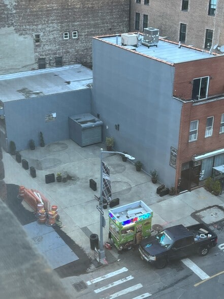 More Photos Of 56 Jay St, Brooklyn Land For Lease