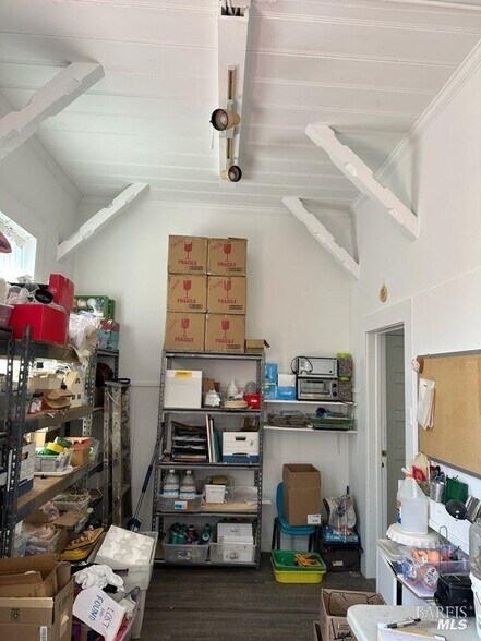 More Photos Of 1547 4th St, San Rafael Storefront Retail Residential For Sale