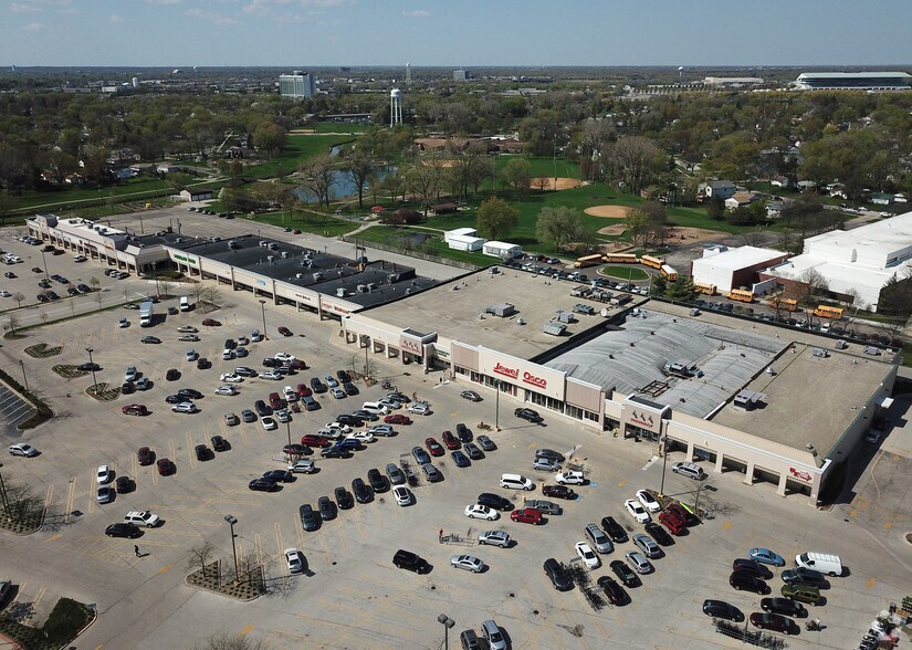 More Photos Of 3104-3266 Kirchoff Rd, Rolling Meadows General Retail For Lease