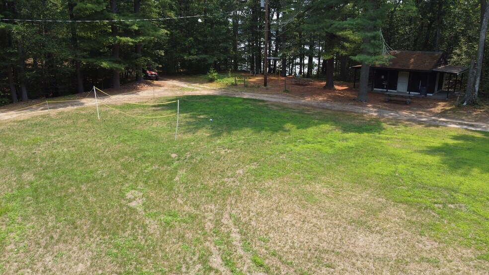 More Photos Of 12 W Shore Park Rd, Kingston Specialty For Sale