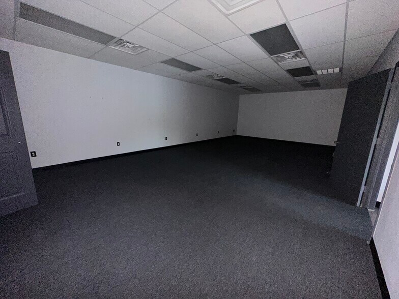 More Photos Of 1103 Keller Pky, Keller Light Distribution For Lease