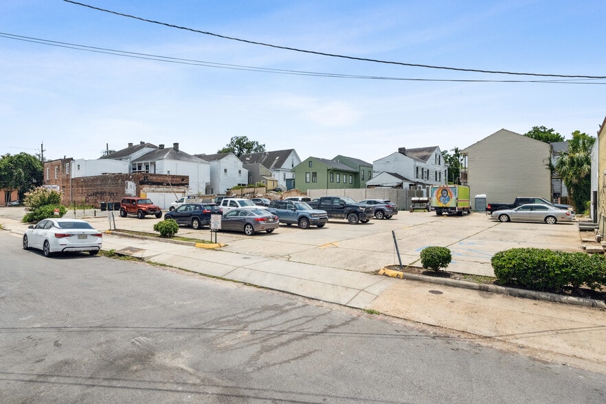 More Photos Of , New Orleans Unknown For Sale