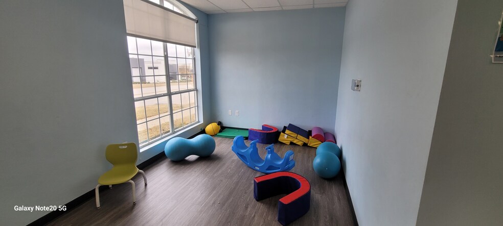 More Photos Of 1100 E Southlake Blvd, Southlake Medical For Lease