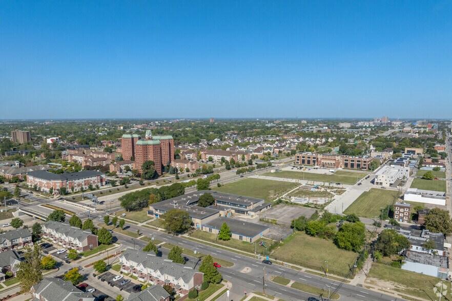 More Photos Of 3550 John C Lodge Fwy, Detroit Schools For Sale