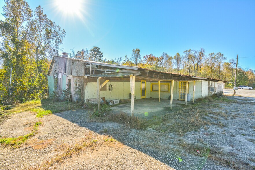 More Photos Of 981 Atlanta hwy, Buford Freestanding For Sale