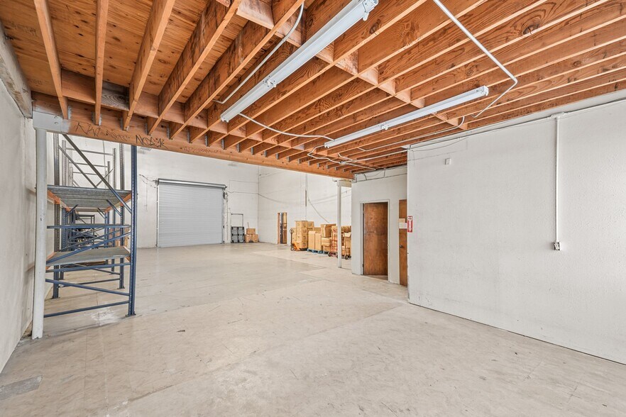 More Photos Of 2346 Via Segundo, San Ysidro Industrial For Sale