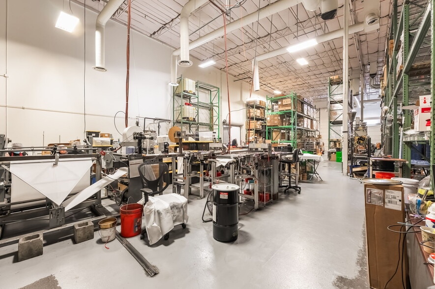 More Photos Of 6744 Spencer St, Las Vegas Industrial For Sale