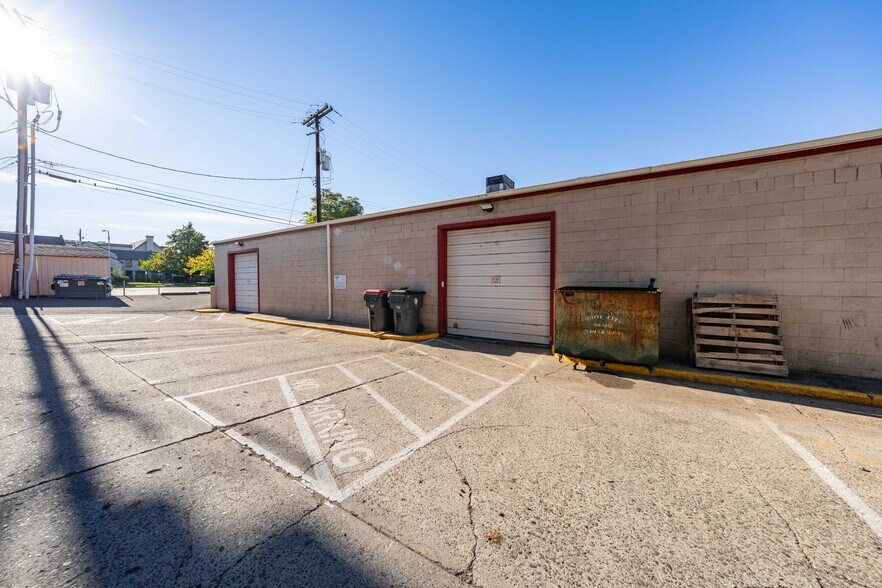 More Photos Of 125 N Holly St, Medford Auto Repair For Sale