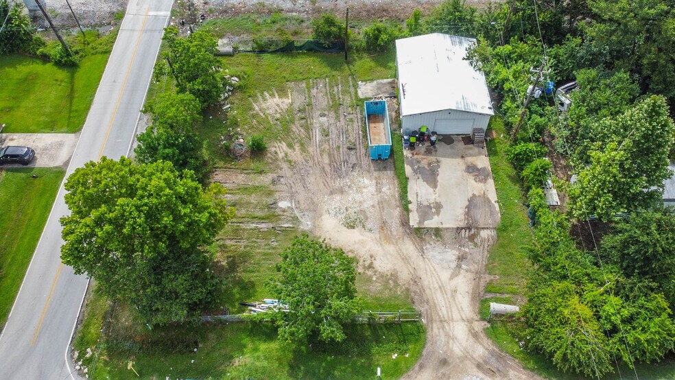 More Photos Of 14133 Ravendale Rd, Humble Warehouse For Sale