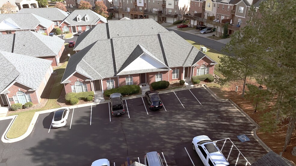 More Photos Of 239-243 River Park North Dr, Woodstock Medical For Sale