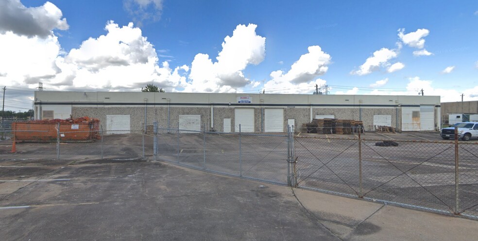 More Photos Of 7301 Galveston Rd, Houston Manufacturing For Lease