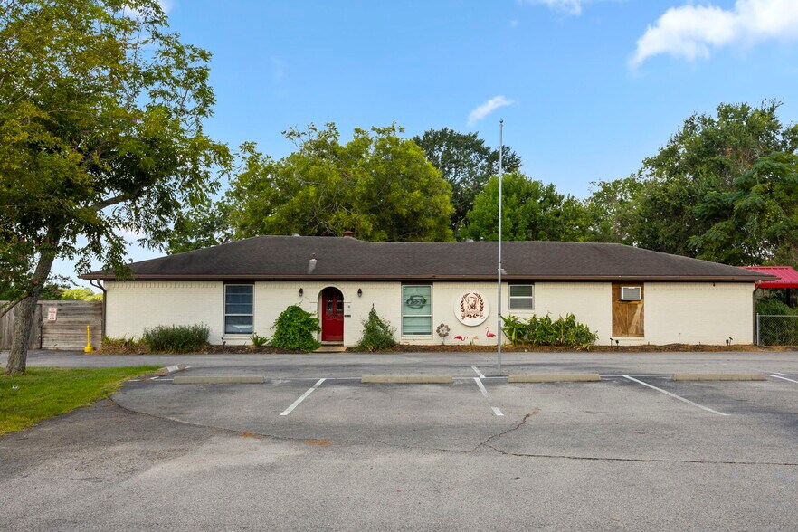 More Photos Of 18541 Mueschke Rd, Cypress Restaurant For Sale