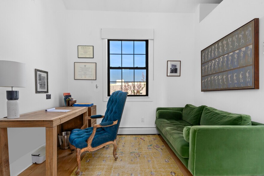 More Photos Of 212 Franklin St, Brooklyn Storefront Retail Residential For Sale