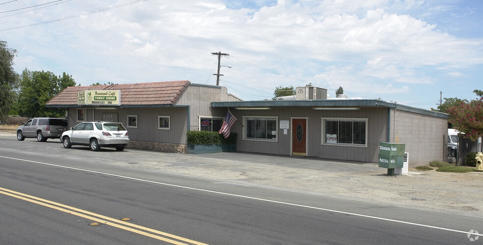 Primary Photo Of 8500 Brentwood Blvd, Brentwood Restaurant For Lease