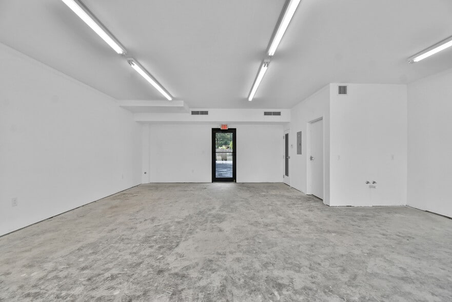 More Photos Of 2990 Griffin Rd, Fort Lauderdale Storefront Retail Office For Lease