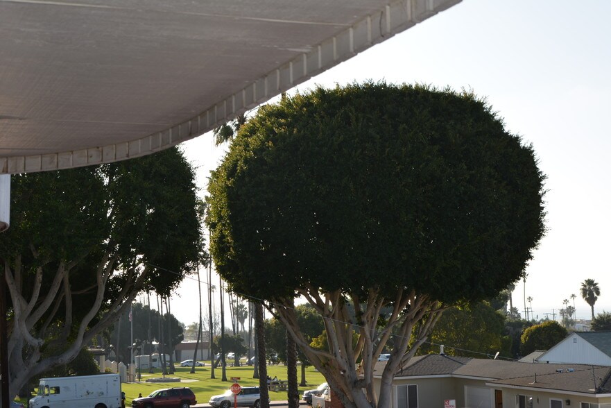 More Photos Of 121-125 W El Portal, San Clemente Office For Lease
