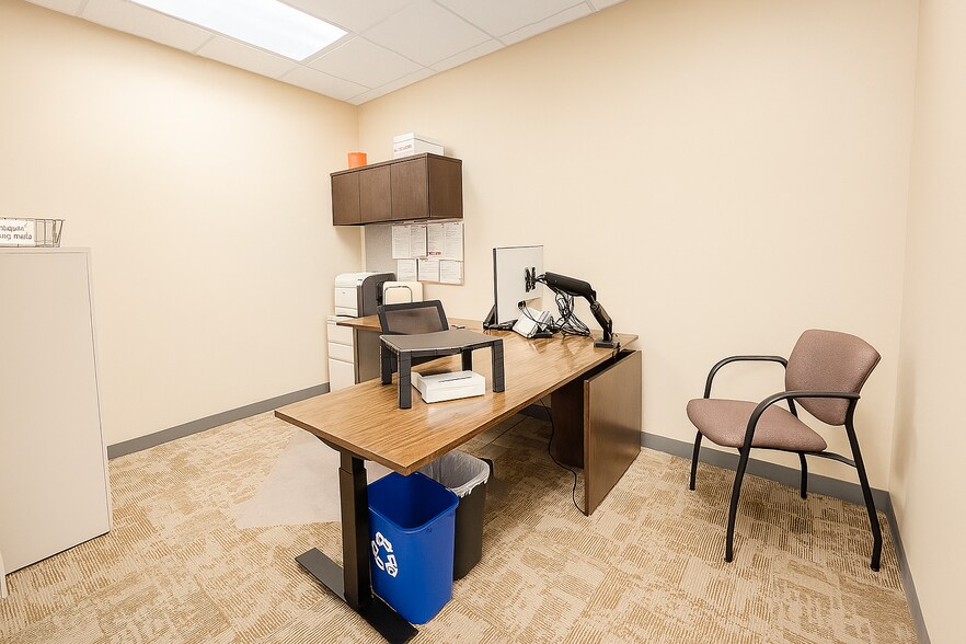 More Photos Of 900 Kraft Dr SE, Melrose Light Distribution For Lease