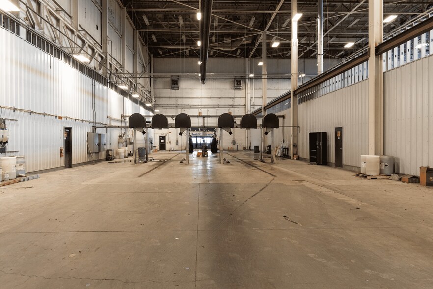 More Photos Of 20001 Euclid Ave, Euclid Warehouse For Lease