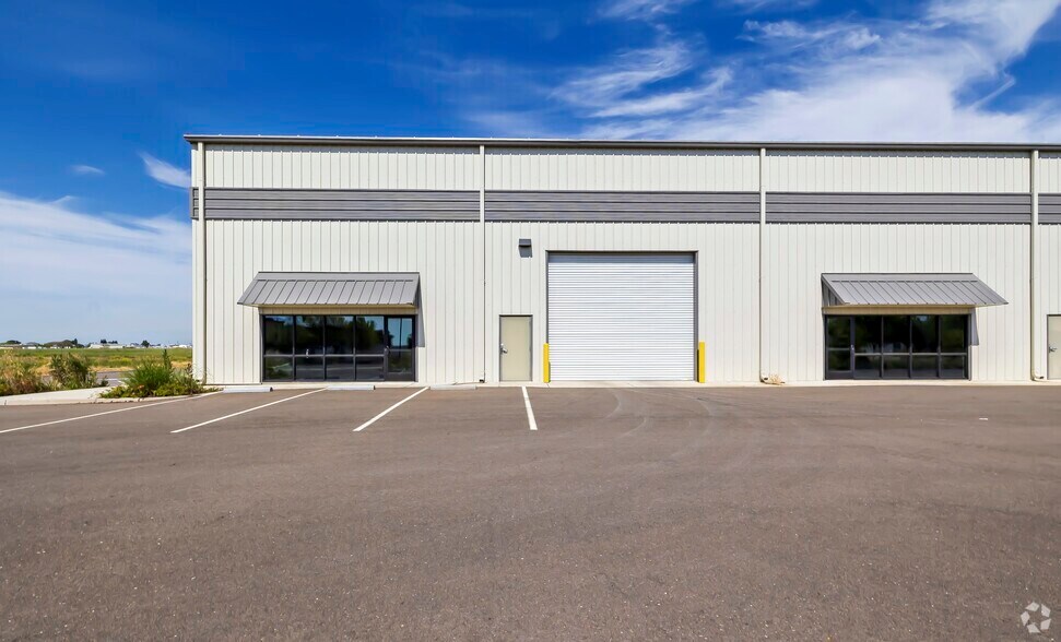 More Photos Of 150 Hawk Dr, Merced Warehouse For Lease