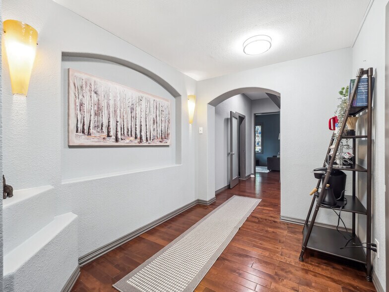 More Photos Of 1725 N High St, Denver Apartments For Sale