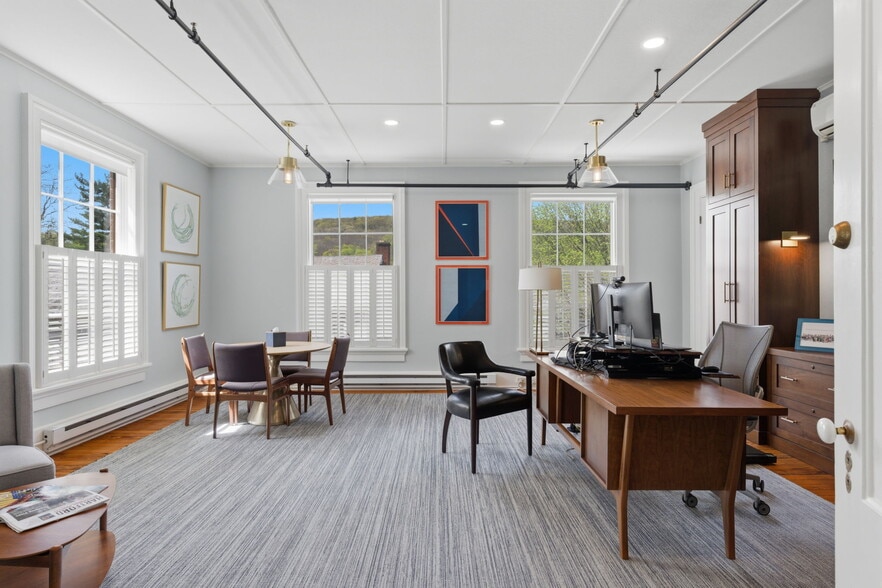 More Photos Of 10 Front St, Canton Loft Creative Space For Sale