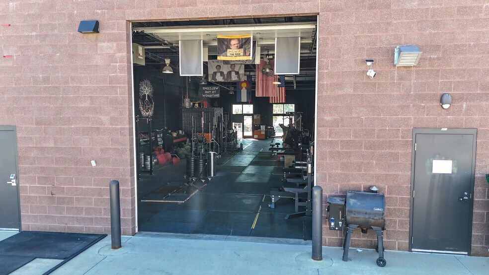 More Photos Of 943-965 E 11th St, Loveland Warehouse For Sale