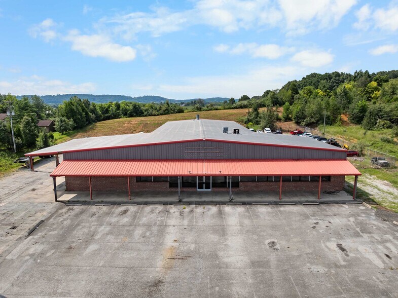 More Photos Of 660 New Hwy 68, Sweetwater Freestanding For Sale