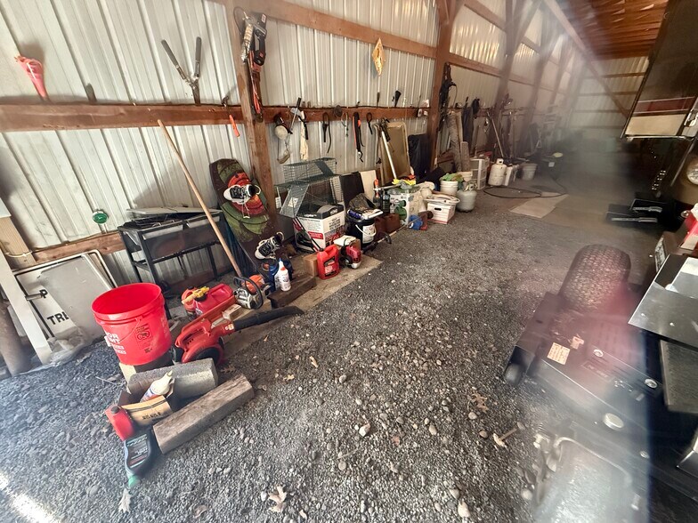 More Photos Of 8521 Liberty Rd, Campbellsville Land For Sale