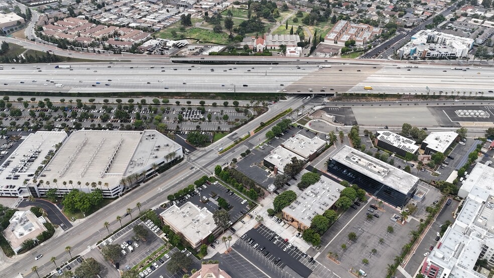 More Photos Of 1601 E Orangewood Ave, Anaheim Office For Lease