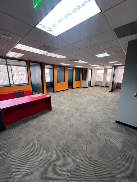 More Photos Of 5900 Canoga Ave, Woodland Hills Office For Lease