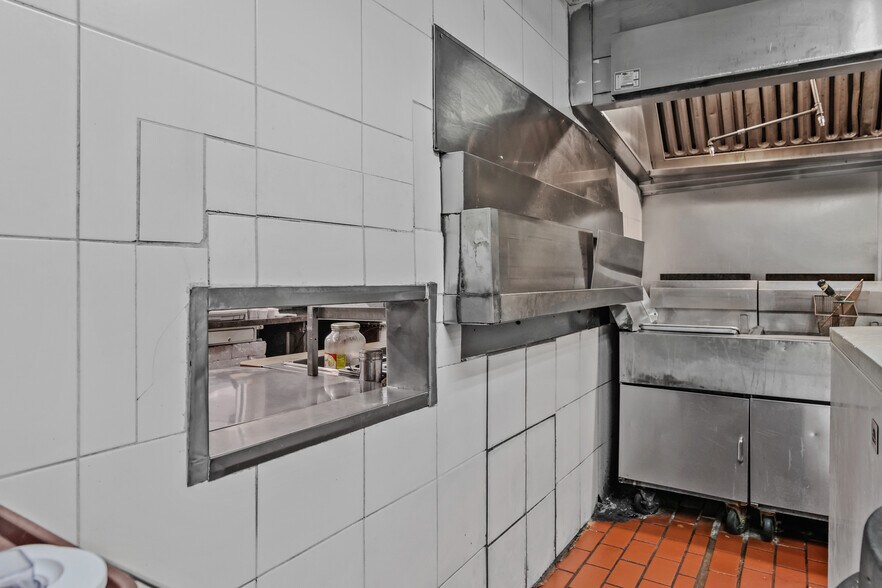 More Photos Of 5426 Antoine Dr, Houston Fast Food For Sale