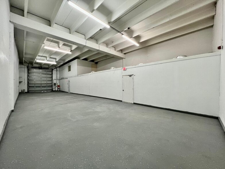 More Photos Of 7200-7360 NW 56th St, Miami Warehouse For Sale