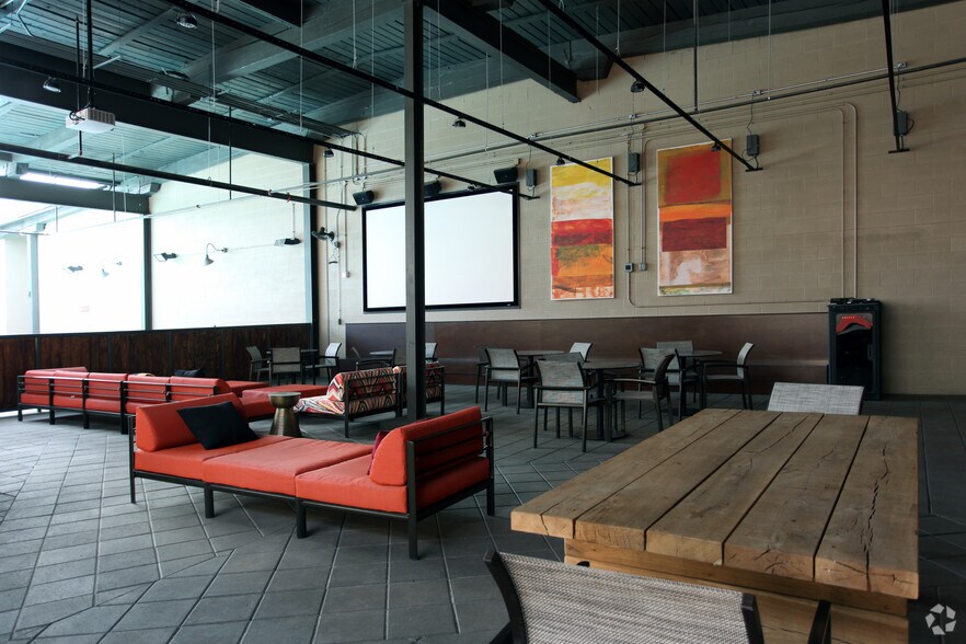 More Photos Of 575 E 4th St, Winston-Salem Apartments For Lease