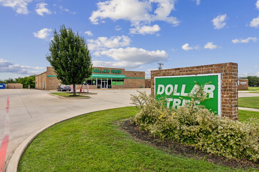 More Photos Of 5412 Davis Blvd, North Richland Hills Freestanding For Sale