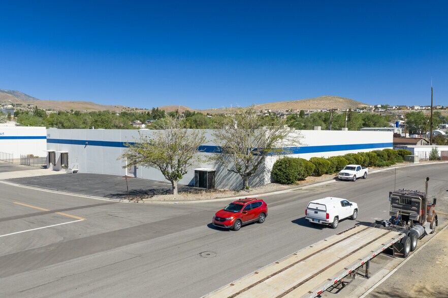 More Photos Of 191 Catron Dr, Reno Warehouse For Lease