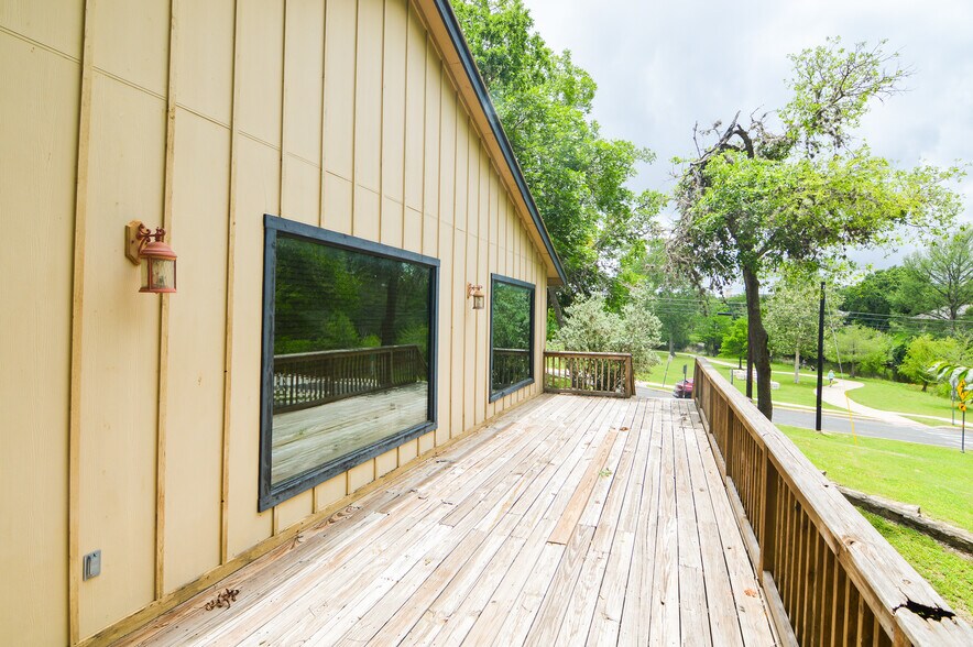 More Photos Of 128 W Theissen St, Boerne Land For Sale
