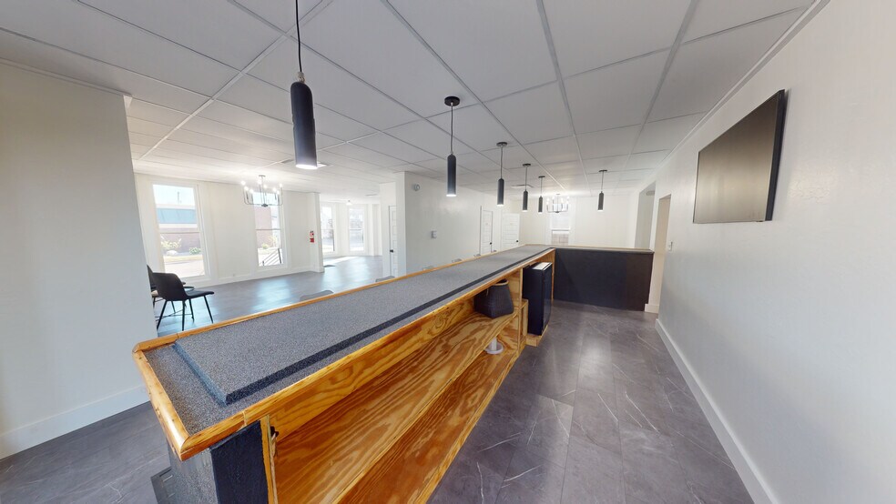 More Photos Of 312 Sycamore St, Greenville Storefront Retail Office For Sale