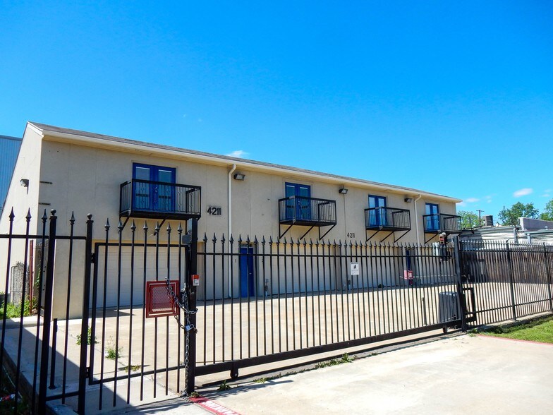 More Photos Of 4211 Gaston Ave, Dallas Land For Sale