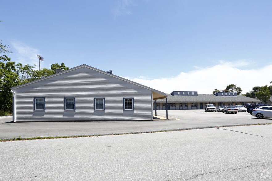 131 Boston Post Rd, East Lyme, CT 06333 Office For Lease