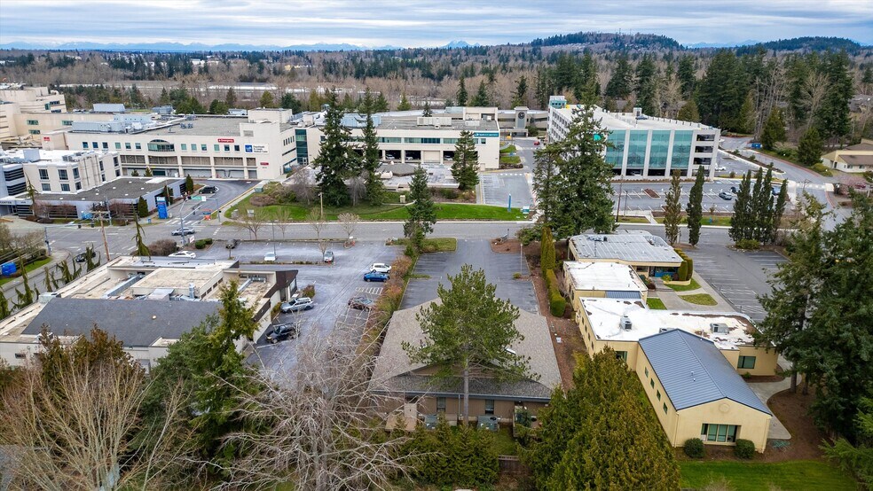 More Photos Of 3010 Squalicum Pky, Bellingham Office For Sale