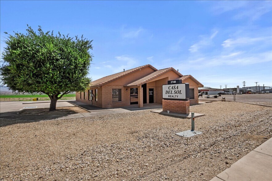 Primary Photo Of 2748 W US Highway 70, Thatcher Office For Sale