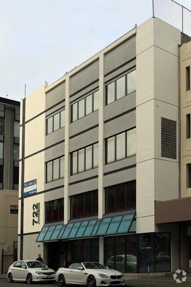 More Photos Of 722 Johnson St, Victoria Office For Lease