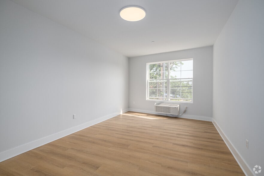 More Photos Of 1 Center St, Clifton Apartments For Lease