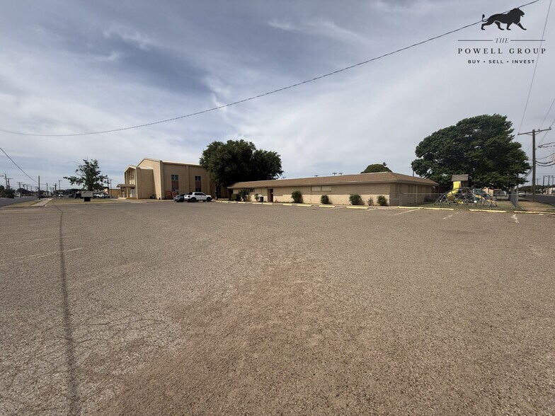 More Photos Of 4810 Avenue P, Lubbock Religious Facility For Sale