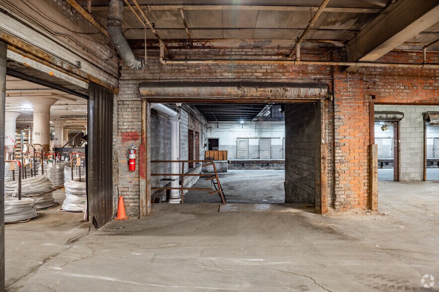 More Photos Of 4100 Payne Ave, Cleveland Warehouse For Lease